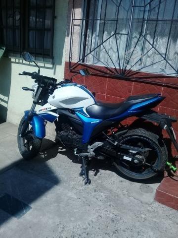 Moto suzuky gixxer