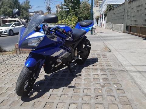 Yamaha r15