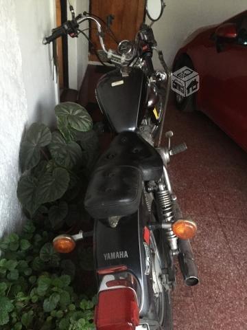 moto Yamaha Virago 250