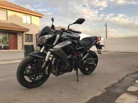 Benelli TNT 899 Gris 2016 como Nueva