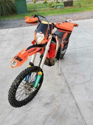 Moto Ktm 450 EXC año 2011