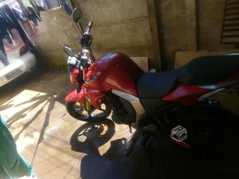 o permuto mi Yamaha FZ inyectada