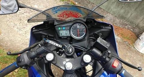 yamaha R15