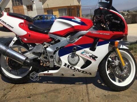 Cbr 400 castle gull arm