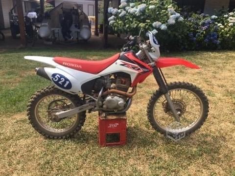 HONDA CRF 230f 2016