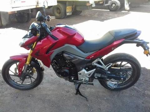 Moto Honda CB 190R