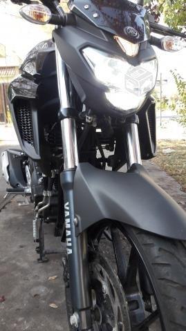 Moto yamaha Fz25 2018