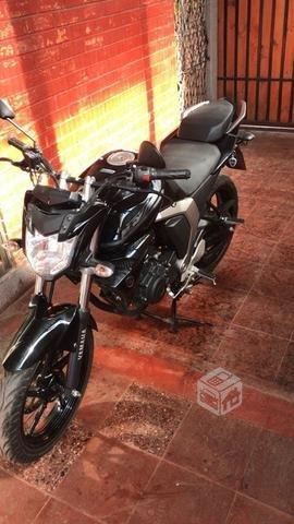 Yamaha fzn 150 año 2018