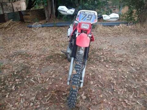 Honda crf 230 año 2014