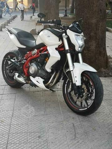 Benelli tnt 300