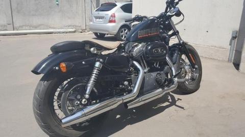 Harley Forty eight, 1200 cc, año 2013