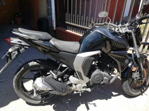 Yamaha FZ150 inyectada