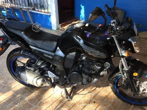 Moto Yamaha Fz16, año 2014