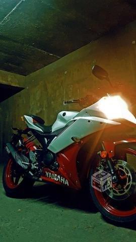 Yamaha R15