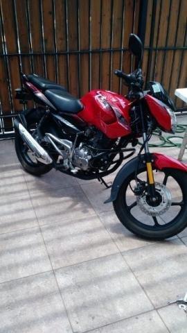 Moto Pulsar 135 cc. Año 2015