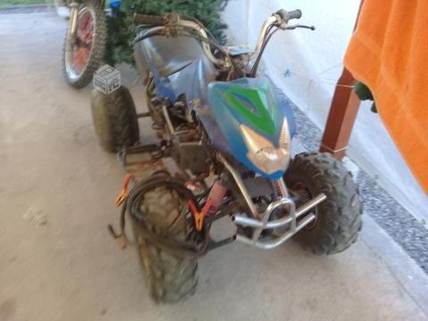 cuadrimoto año 2009 esta inpeque