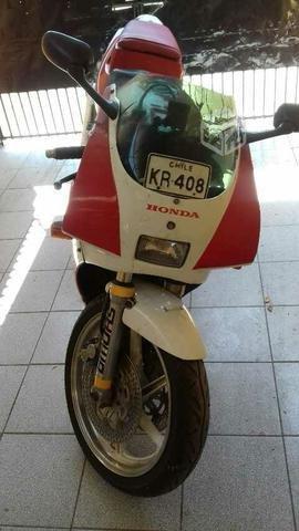 Honda nsr 250 mc18 año 88 biker clasica al dia