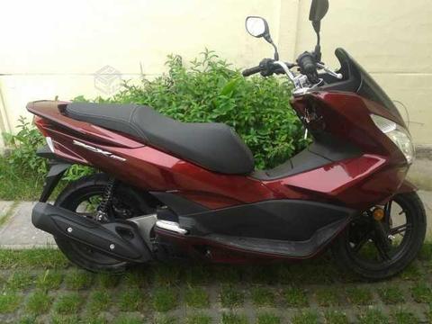 Honda pcx 150 impecable