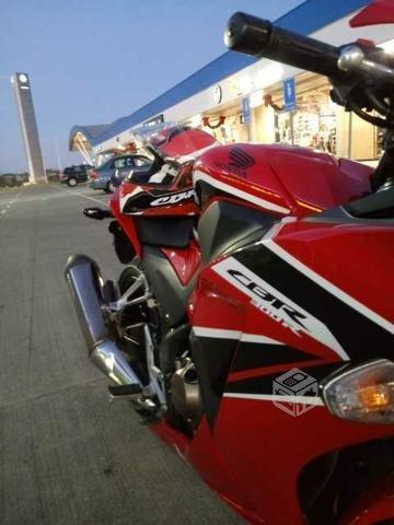 Honda cbr300r