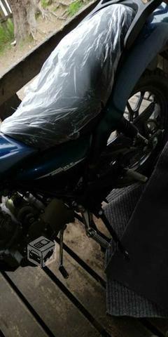Moto en perfectas condiciones muy poko uso