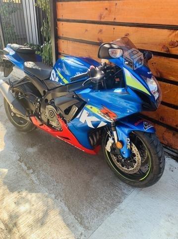 Moto suzuki gsx600r