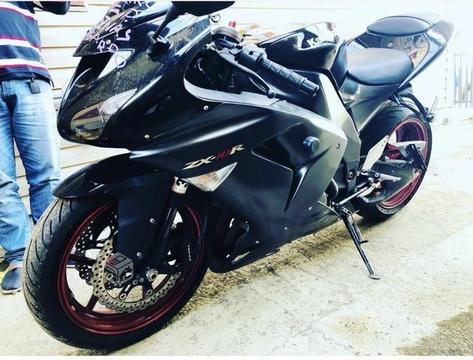 Kawasaki Ninja 1000 cc