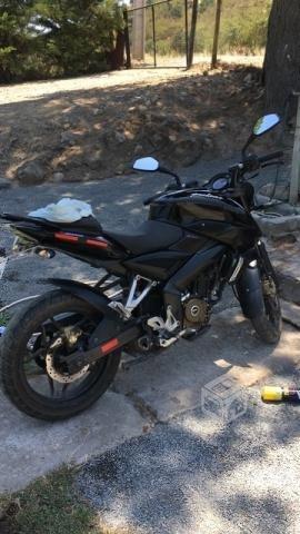 Bajaj pulsar ns 200