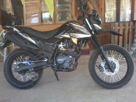 Moto loncin 150 cc