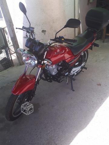 Moto euromot hj125 año 2016 roja