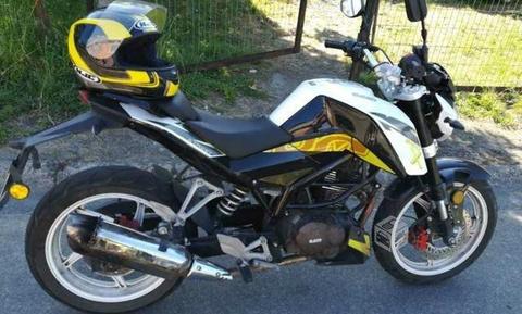 Um xtreet 250x año 2018