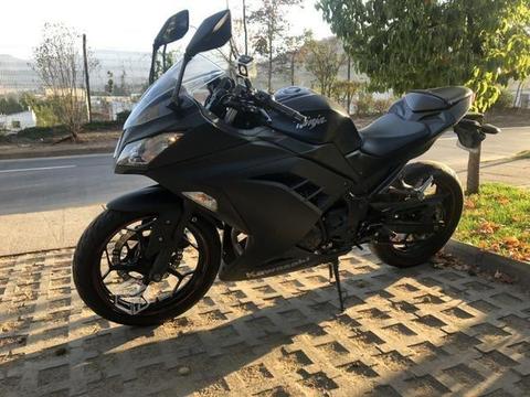 Kawasaki ninja 300