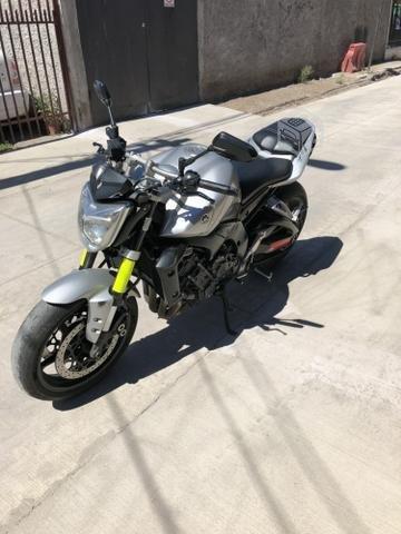 Fz1 Naked Yamaha 1000