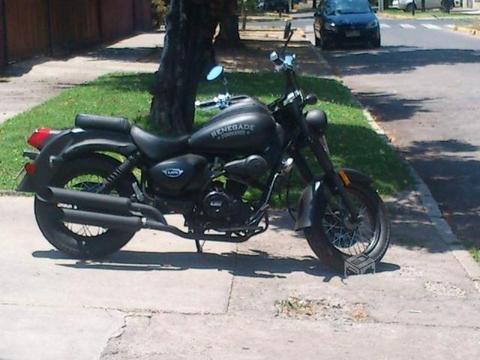 Renegade comando UM 200cc perfecto estado