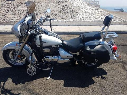 Suzuki Boulevard C50