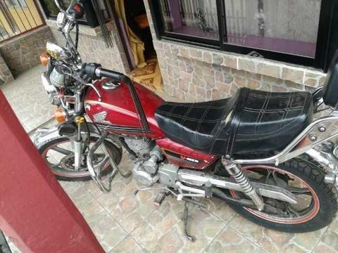 Honda V Men Chooper