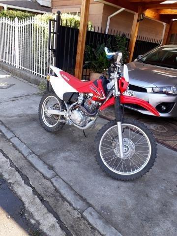 Honda crf 230