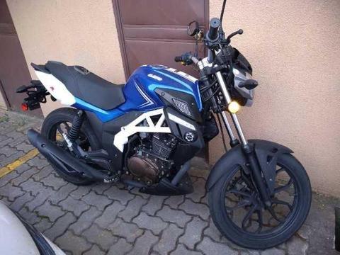 Moto UM xtreet 150R