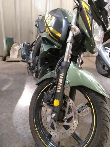 Moto Yamaha FZ150