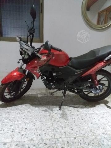 Moto Honda cb 150