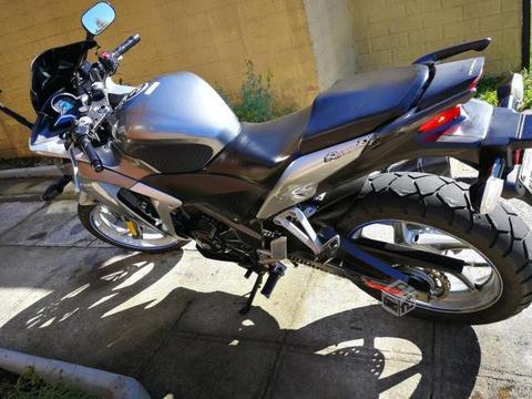 Honda CBR 250R 2012