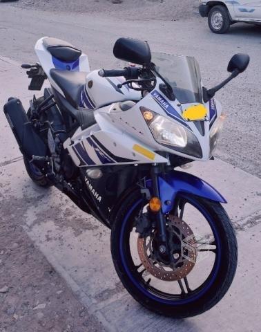 Yamaha r15