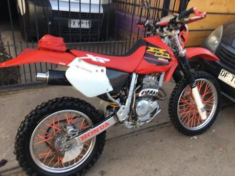 Honda xr 250R año 2003 japonesa insuperable estado