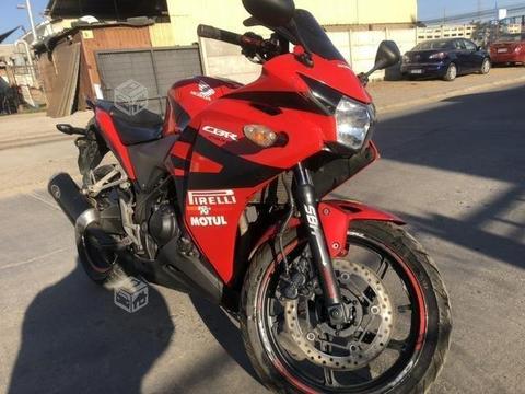 Honda cbr250r