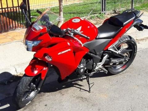 Honda cbr 250r