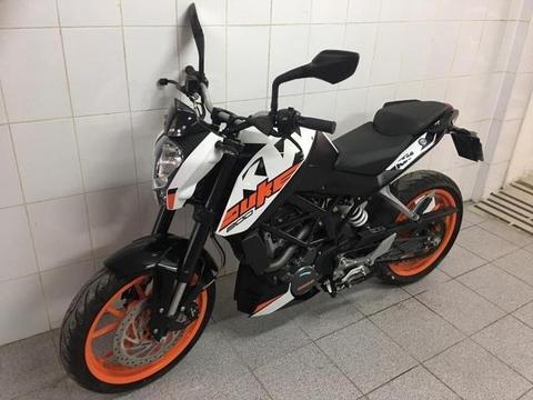 Ktm duke 200