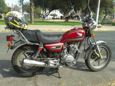 Honda Vmen 125, único dueño