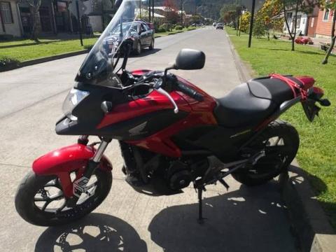 MOTO HONDA NC 750 X como nueva