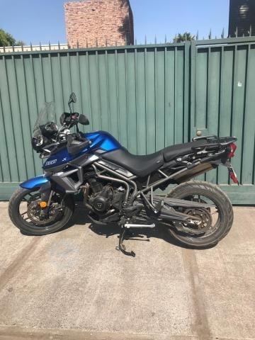 Triumph tiger 800 xrx