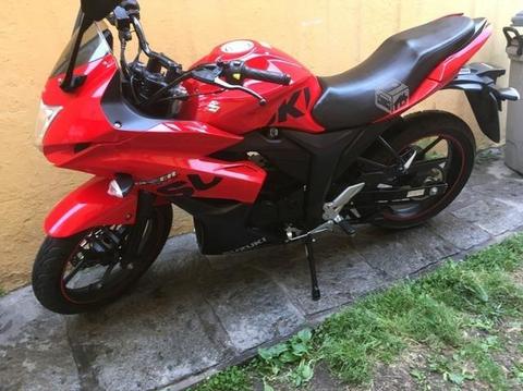 moto Suzuki gixxer 150