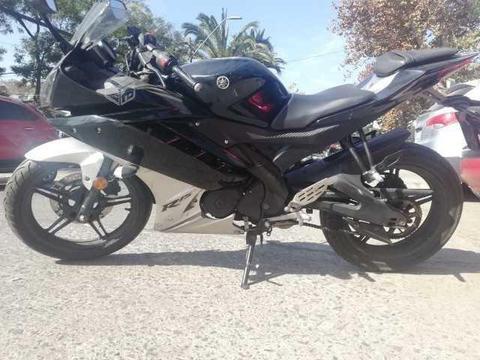 Moto R15 2014